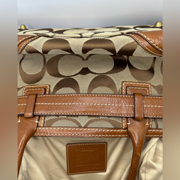 Coach Carry All Hampton "C'"s Tan Canvas and Leather - Picture 7 of 9